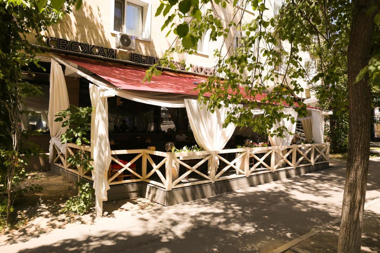 Adt Apartments Алма Ата Екстериор снимка