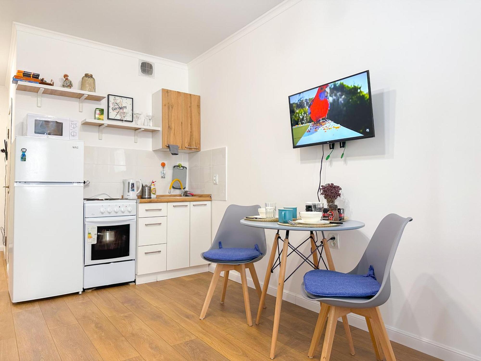 Adt Apartments Алма Ата Стая снимка