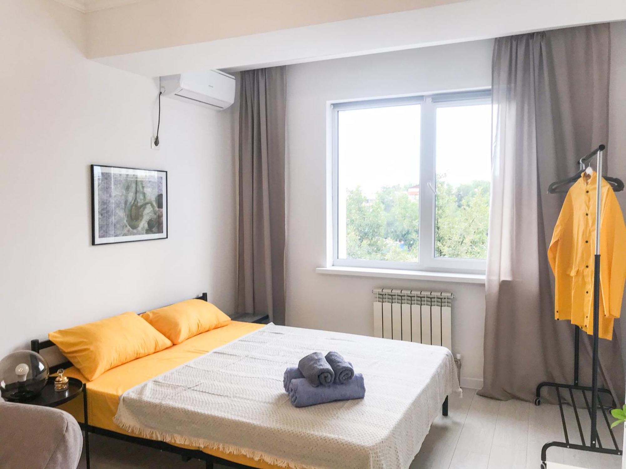 Adt Apartments Алма Ата Екстериор снимка